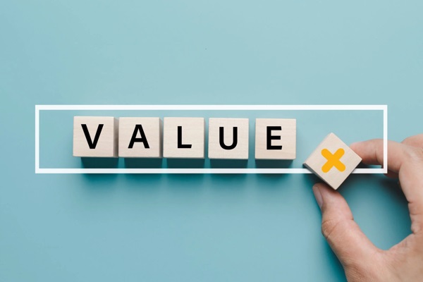 Significado y ejemplos de inversión en valor