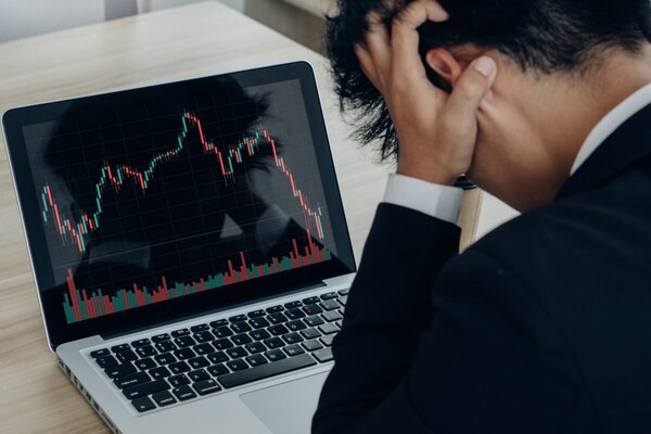FOMO คืออะไร โรคฮิตนักเทรดที่ไม่รู้ตัว