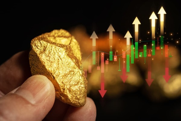 CFD Emas: Membandingkan CFD dengan Kontrak Berjangka Emas dan ETF
