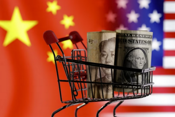 2015年至今美金兑人民币走势有何规律?